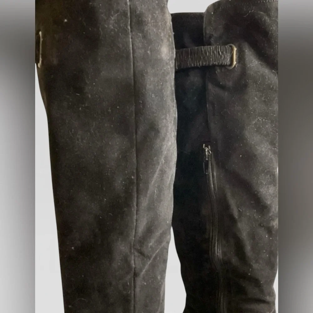Sleek Black Suede Knee High hidden heel Women's Boots EPOC Size 10